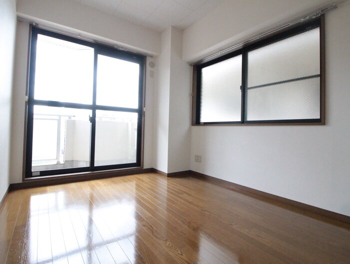 物件内観写真5　(居室)