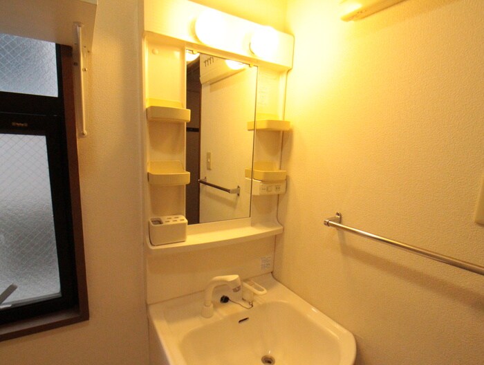 物件内観写真10　(洗面)