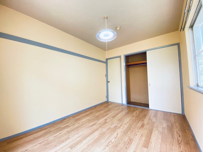 物件内観写真8　(居室)