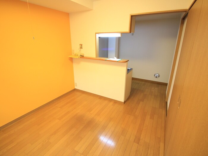 物件内観写真12　(居室)