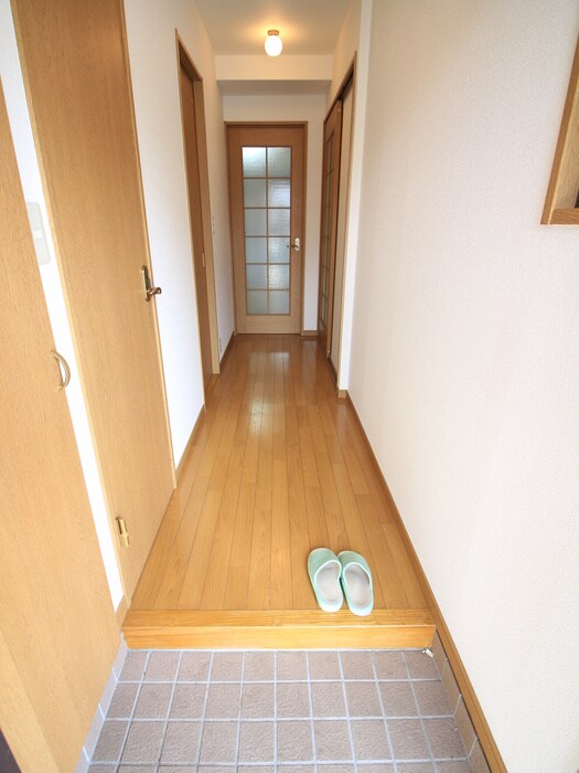 物件内観写真21　(廊下)