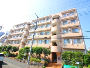 フロ－レス茅ヶ崎外観写真
