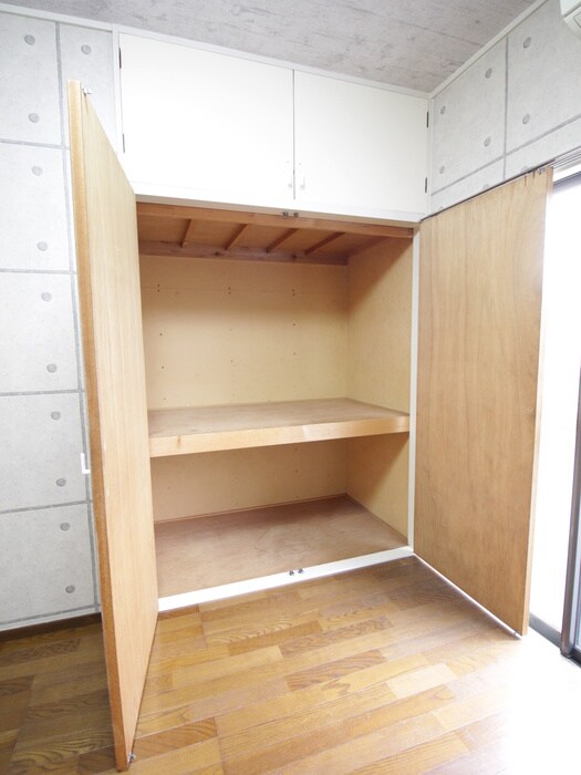 物件内観写真15　(収納)