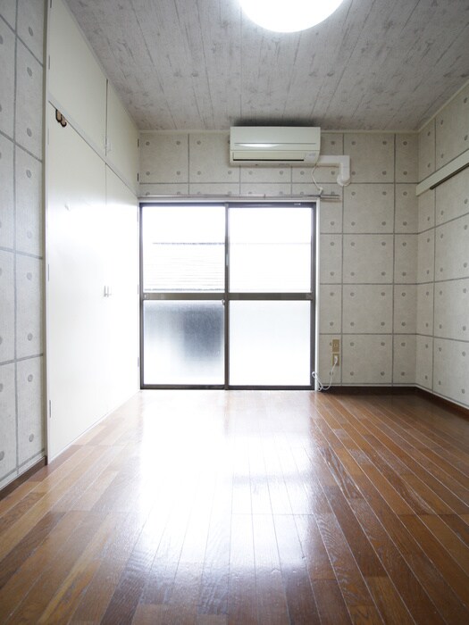 物件内観写真18　(居室)