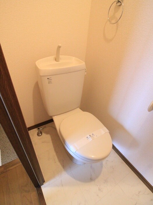 物件内観写真16　(トイレ)