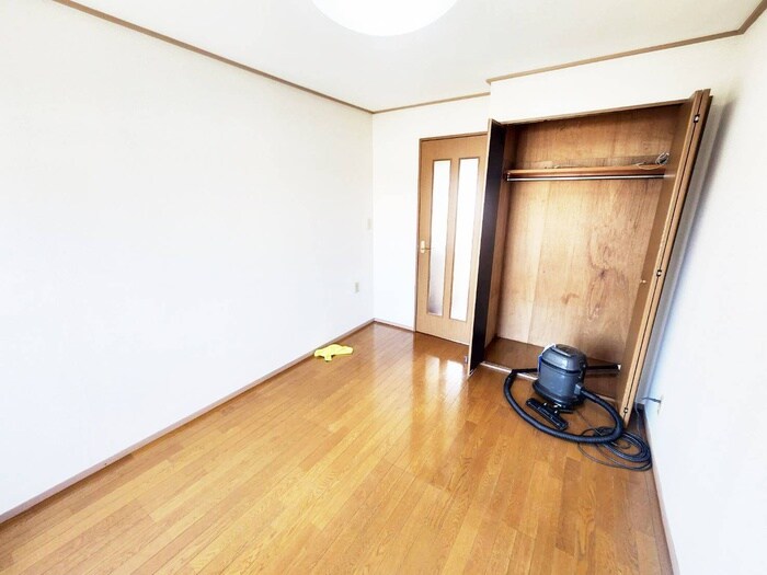 物件内観写真14　(居室)