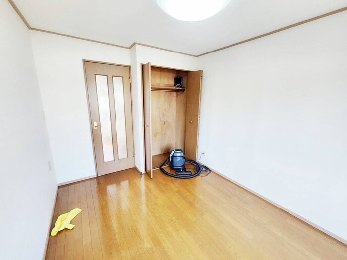 物件内観写真18　(居室)