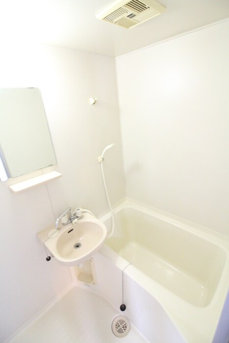 物件内観写真13　(バス／シャワールーム等)