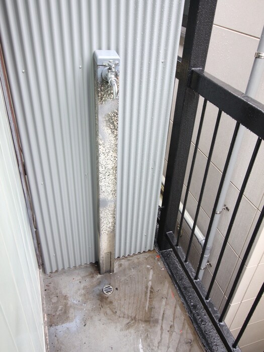 物件内観写真14　(洗濯機置場)