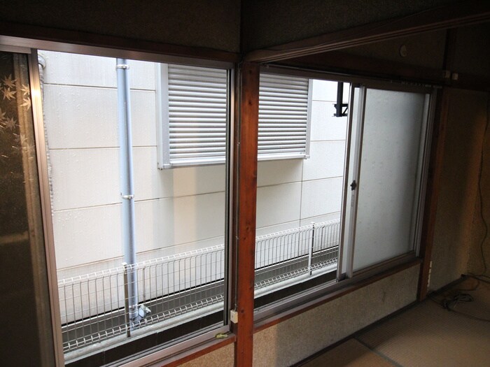 物件内観写真19　(室内からの展望)