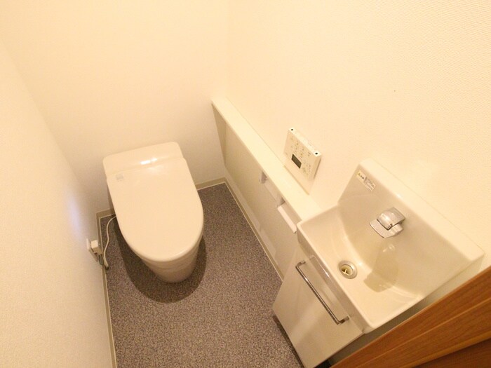 物件内観写真13　(バス／シャワールーム等)