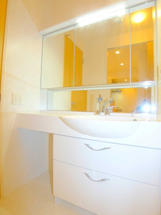 物件内観写真13　(洗面)