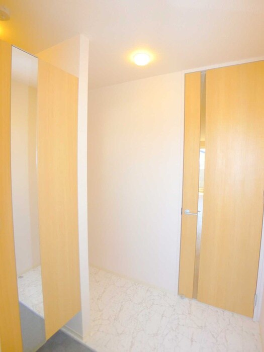 物件内観写真15　(廊下)