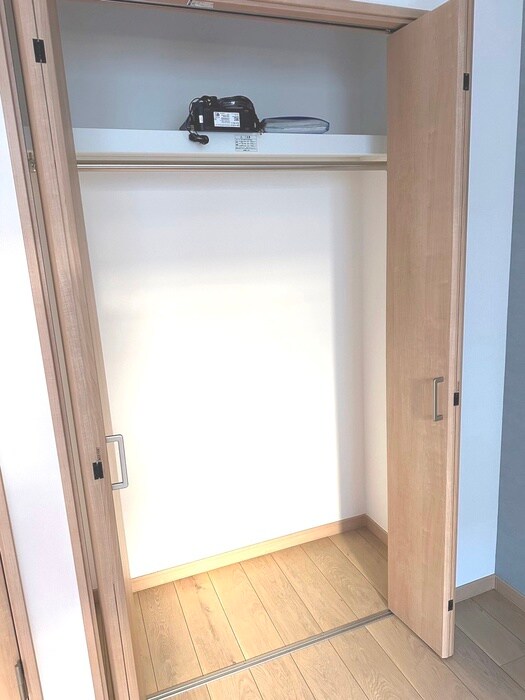 物件内観写真12　(収納)