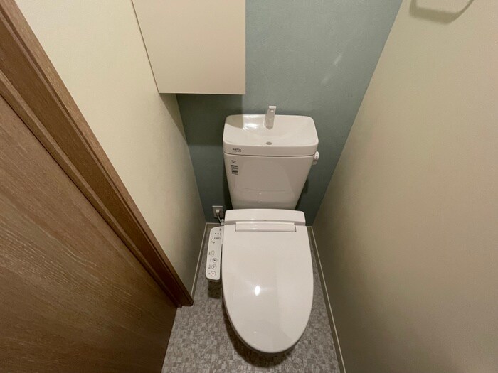 物件内観写真12　(トイレ)