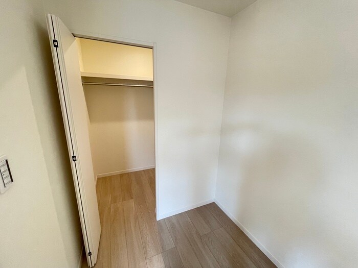 物件内観写真21　(収納)