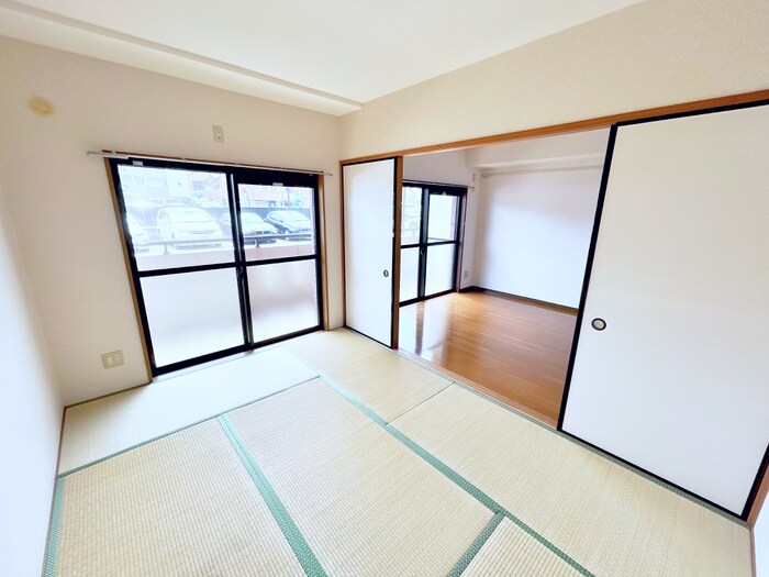 物件内観写真11　(居室)