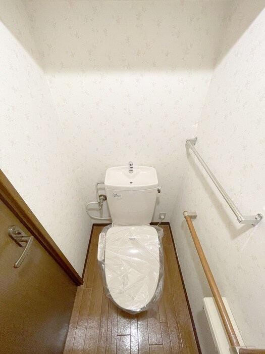 物件内観写真13　(トイレ)