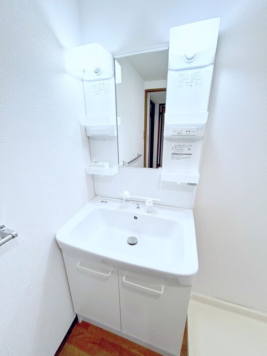 物件内観写真16　(洗面)