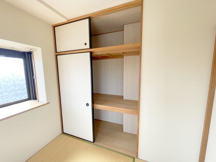 物件内観写真16　(収納)