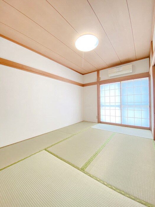 物件内観写真8　(居室)