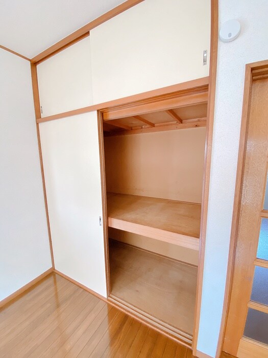 物件内観写真10　(収納)