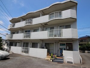 クレール大沢外観写真