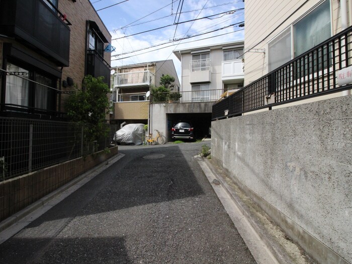 物件外観写真6　(周辺環境)