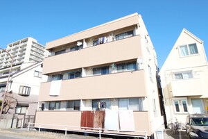 日生第二マンション（１０１）外観写真