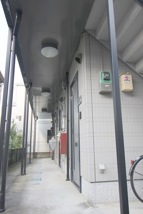 物件外観写真3　(駐輪場)