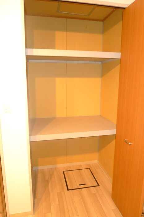 物件内観写真14　(収納)