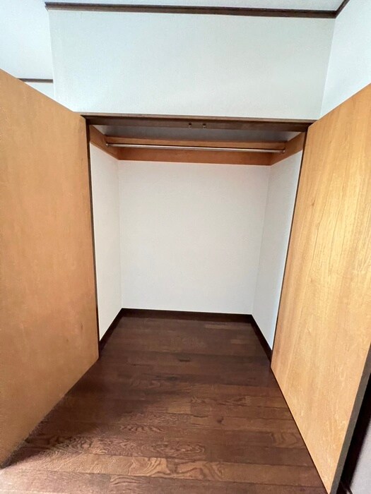 物件内観写真12　(収納)