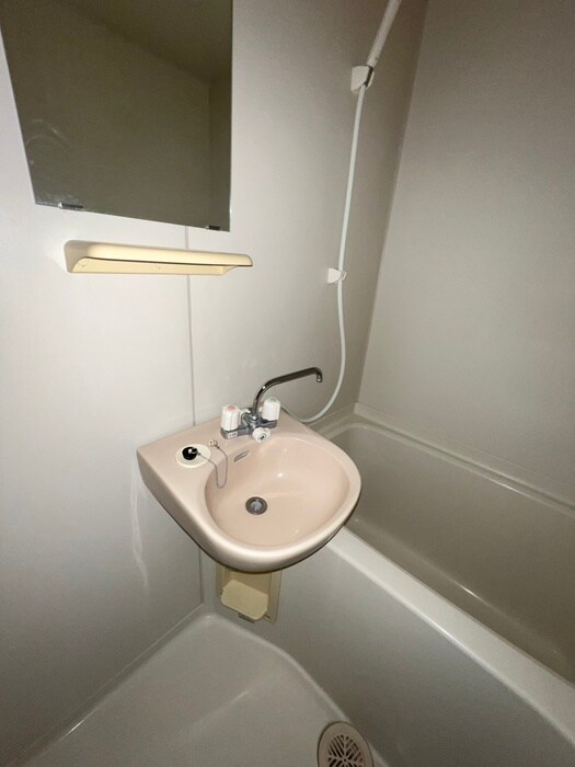 物件内観写真19　(洗面)