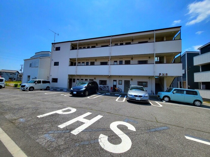 PHSの駐車場