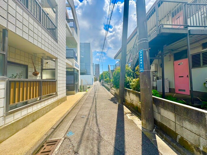 物件外観写真6　(周辺環境)