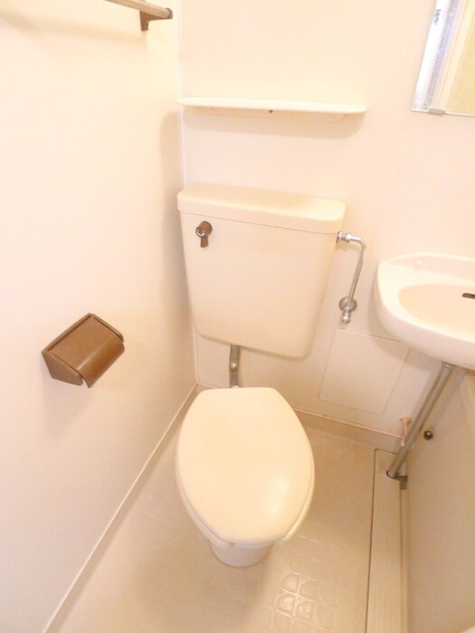 物件内観写真15　(トイレ)