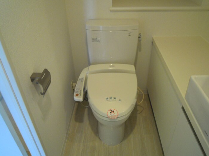 物件内観写真10　(トイレ)