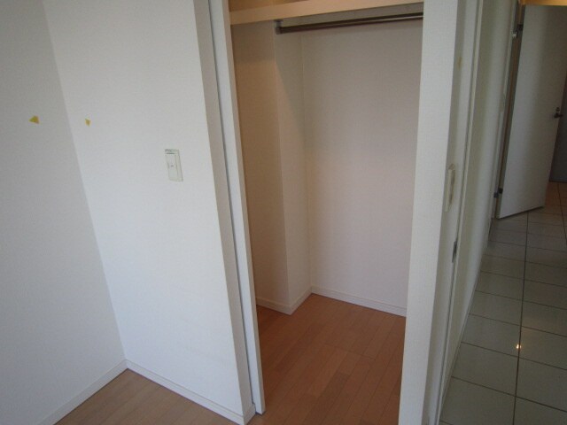 物件内観写真14　(収納)