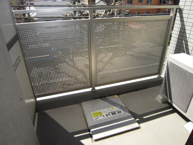 物件内観写真16　(ベランダ・バルコニー)