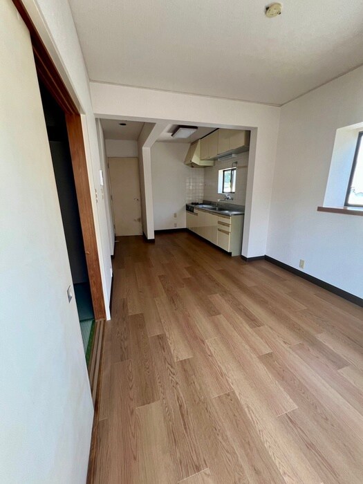 物件内観写真7　(居室)