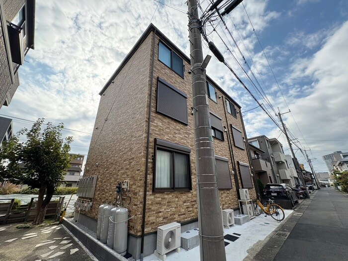 物件外観写真1　(外観写真)