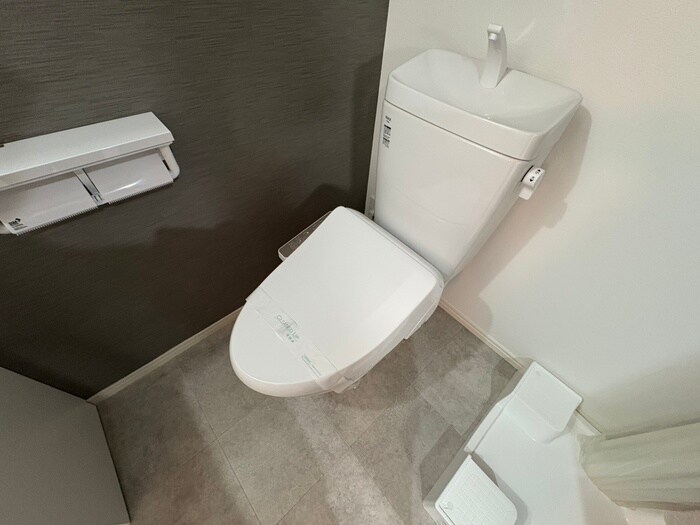 物件内観写真11　(トイレ)