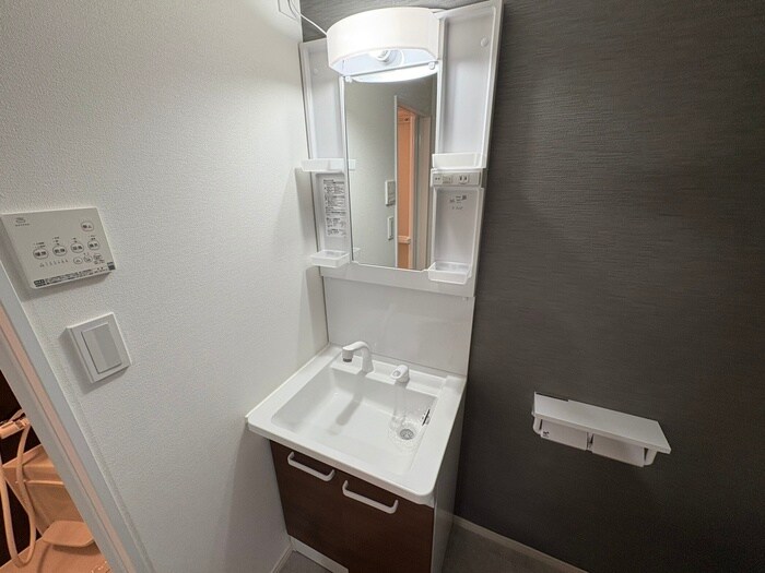 物件内観写真12　(洗面)