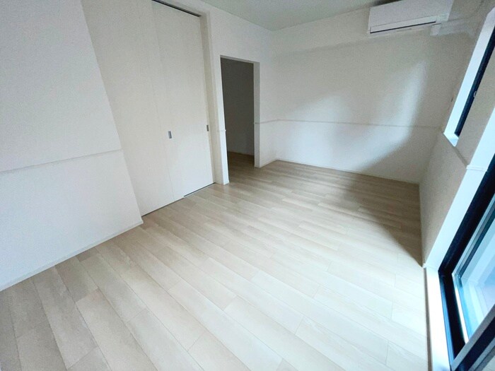 物件内観写真10　(居室)