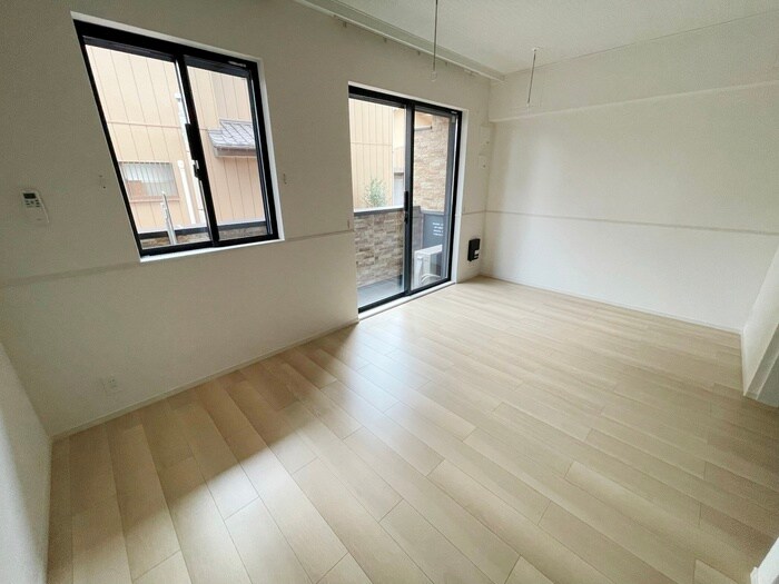 物件内観写真11　(居室)