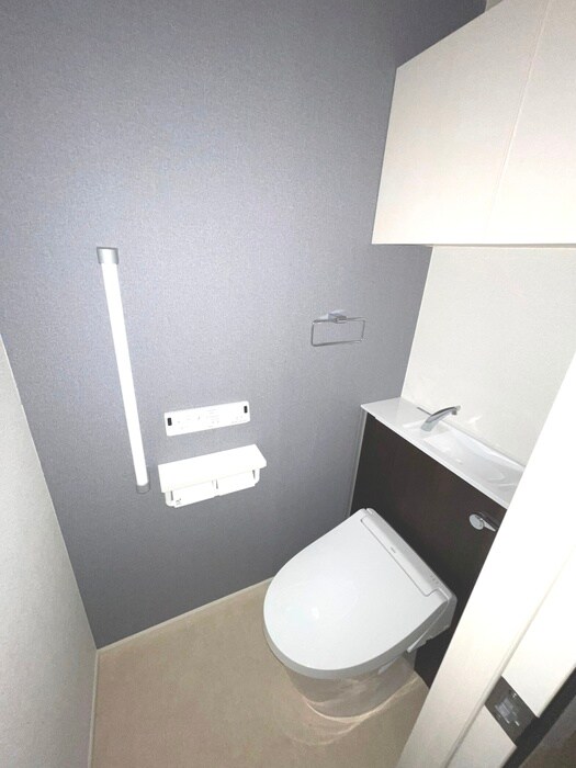 物件内観写真15　(トイレ)