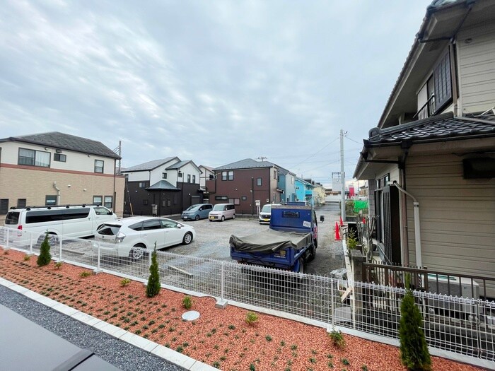 物件内観写真18　(室内からの展望)