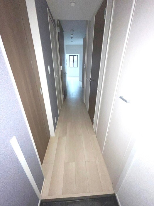 物件内観写真19　(廊下)