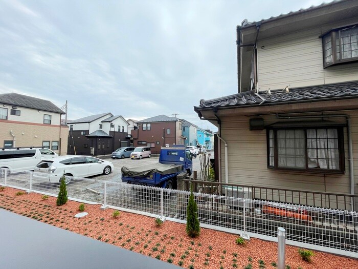 物件内観写真20　(室内からの展望)