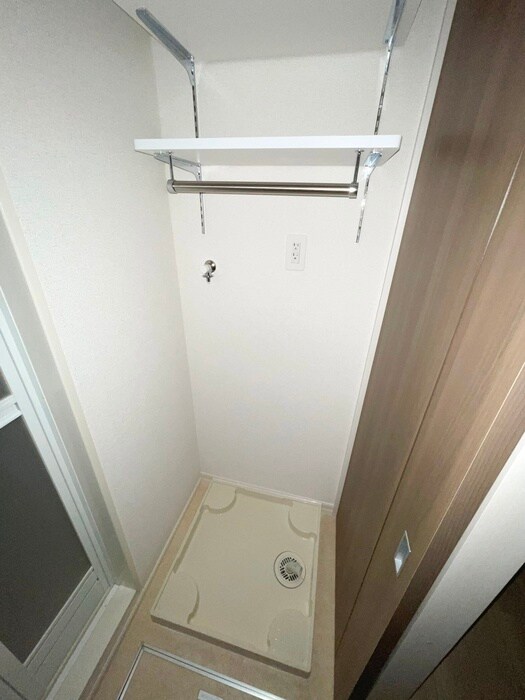 物件内観写真20　(洗濯機置場)